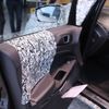 Ford EcoSport kamuflovaný detail vnitřek dveří