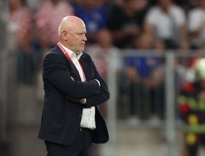 Kouč Ivan Hašek v utkání kvalifikace MS 2026 Chorvatsko - Česko
