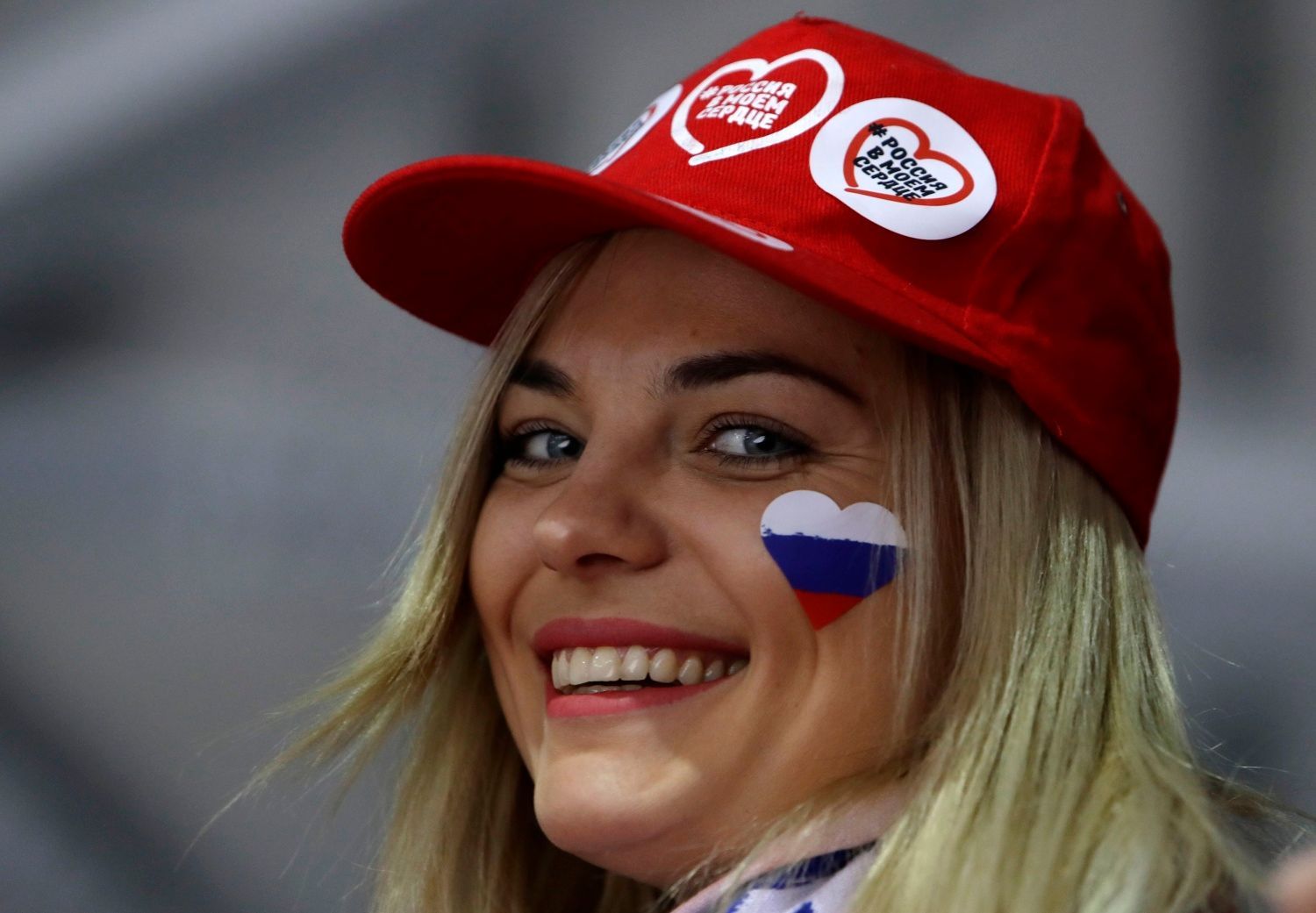 Ruská fanynka ve finále Rusko - Německo na ZOH 2018