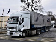 Celkem 40 nákladních vozů dopravilo pomoc ze Správy státních hmotných rezerv na Ukrajinu minulý týden.