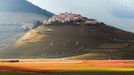 Castelluccio, dva roky po ničivém zemětřesení (využití na sociálních sítích je možné, prosím nepoužívat opakovaně, fotky nevznikly v rámci autorské smlouvy s Aktuálně.cz)