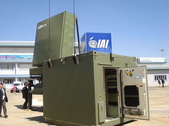 Mobilní radar EL/M-2084 izraelských Elta Systems