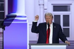 Trump přijal republikánskou nominaci a vyzval ke sjednocení země