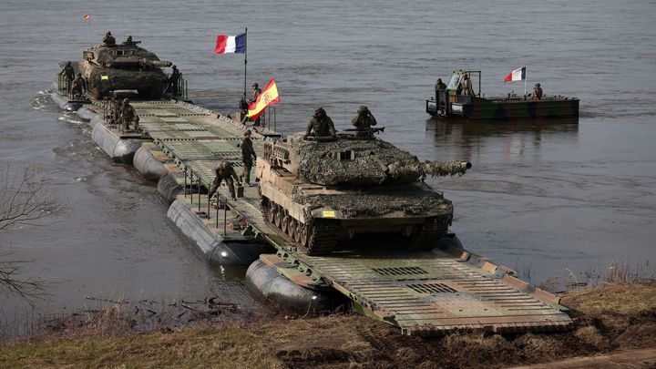 Francouzský generál popsal, co může ztížit obranu před Rusy. Evropu vyzývá k akci; Zdroj foto: Reuters