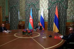 Arménie a Ázerbájdžán si vymění zajaté a mrtvé z Karabachu. Obě země uzavřely příměří