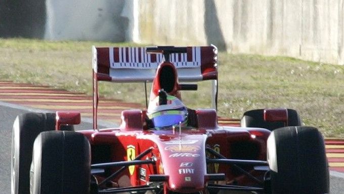 S takovým vozem půjde Ferrari do nové sezony