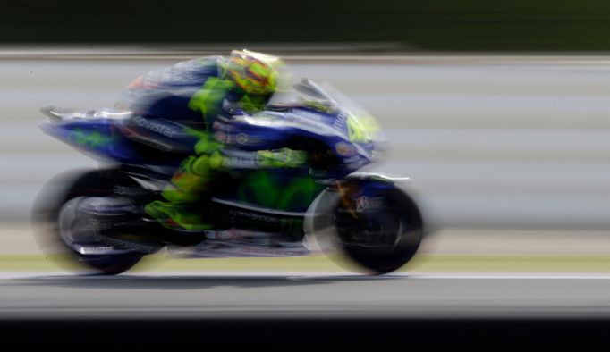 Valentino Rossi 
Volný mix pěkných fotek k možnému výběru či výmazu a zařazení do fotogalerie