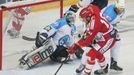 Hokej, extraliga, Slavia - Plzeň: Daniel Vrdlovec - Marek Mazanec