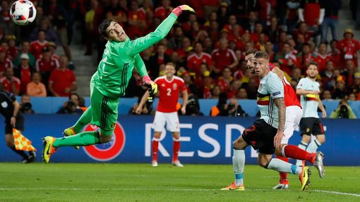 Euro 2016, Wales-Belgie: Sam Vokes dává gól na 3:1