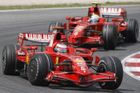 Räikkönen se musí podřídit. Ferrari plánuje dva tituly