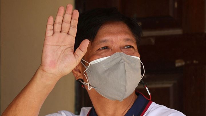 Nový prezident Filipín. Duterteho vystřídá syn bývalého diktátora Bongbong Marcos; Zdroj foto: Reuters
