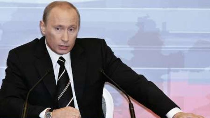 Vladimir Putin na své výroční tiskové konferenci v Kremlu