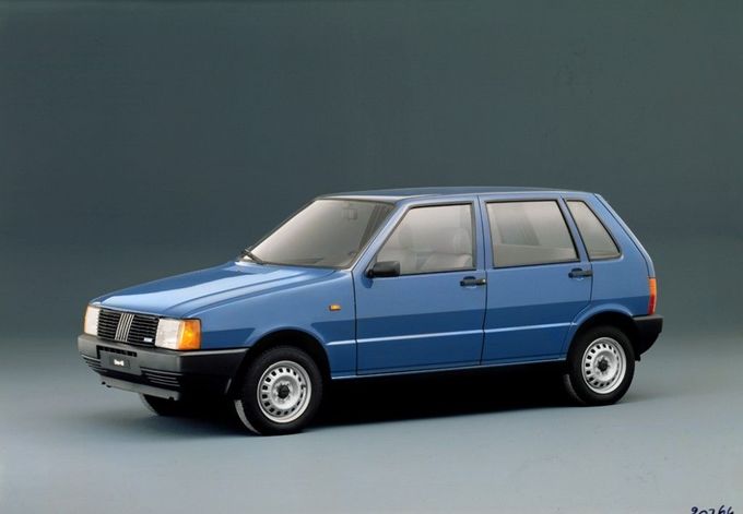Popularitu všech svých předchůdců překonal model z roku 1983 - Fiat Uno. Kromě dalšího ocenění Euvropské auto roku drží mezi fiaty také prvenství v počtu vyrobených kusů - více než 8 milionů.