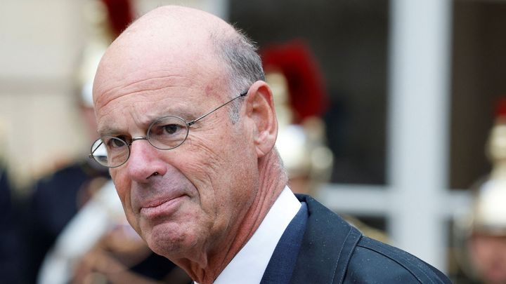 Agentura Fitch snížila kvůli rostoucí dluhové zátěži úvěrový rating Francie; Zdroj foto: Reuters