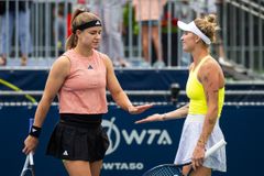 Nádherný tenis, ale kde jsou diváci? Derby českých hráček v Číně budilo emoce