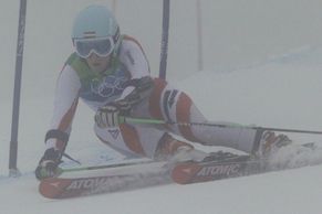 Obří slalom žen se jel za hustého sněžení, Vonnová smetla Mancusovou