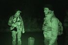 Ukrajinská lest u Charkova. Reportér v terénu natočil, jak vojáci vyhánějí okupanty