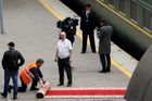 Foto: Kimův vlak v Rusku minul červený koberec. Delegace čekala, až zařadí zpátečku