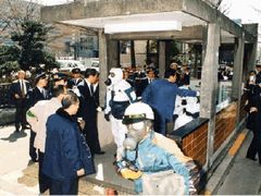 Panika v Japonsku: sarinový útok na tokijské metro roku 1995