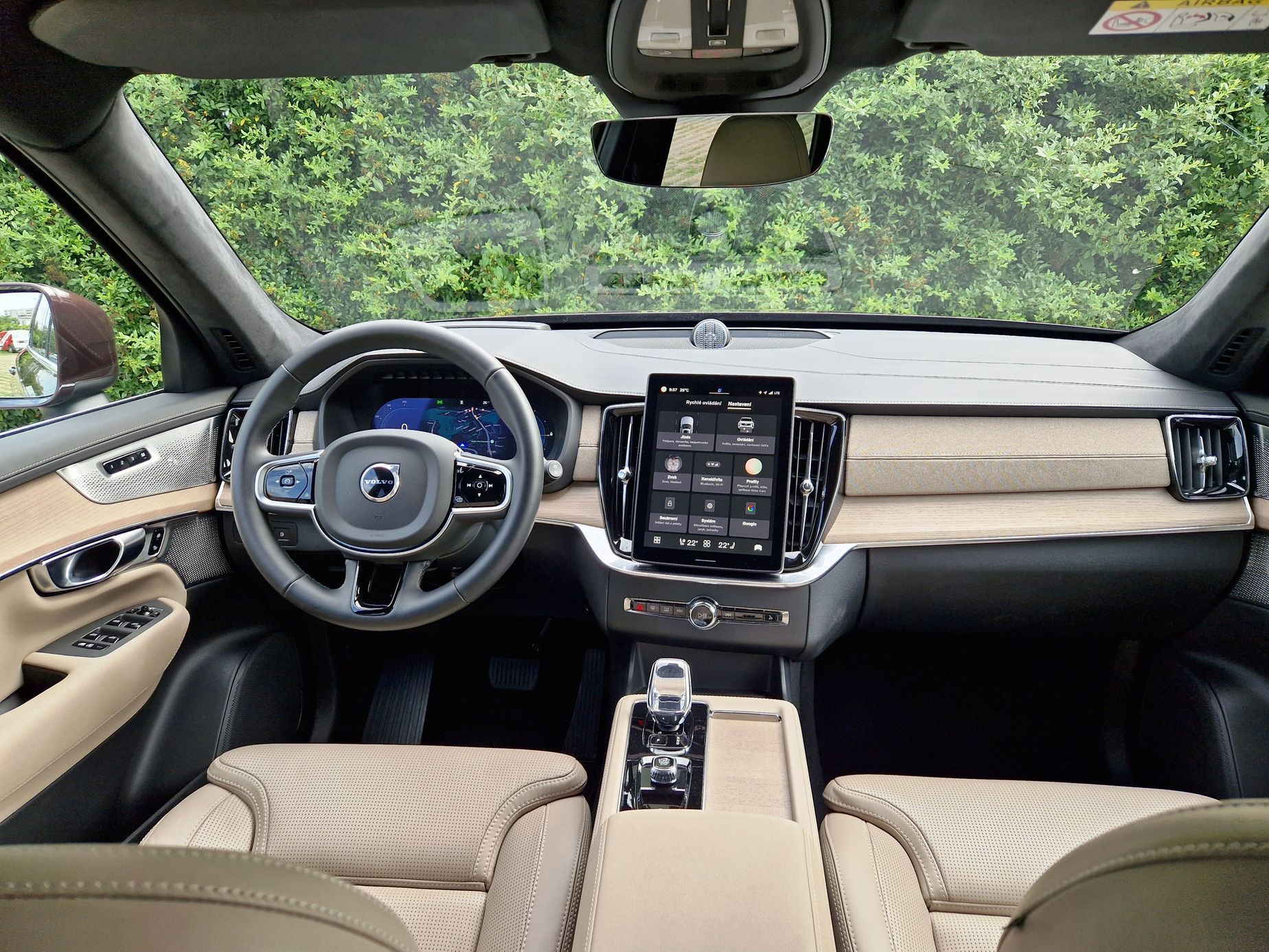 Volvo XC90 T8 AWD