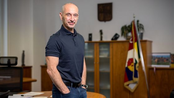 Velký kritik Fialy, jenž je spojován s jihočeským kmotrem. Kdo je odpadlík z ODS Kuba