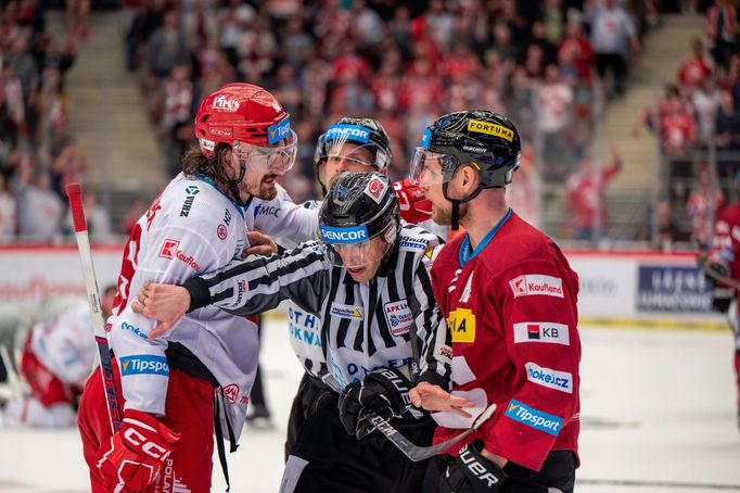 Daniel Voženílek a Vladimír Sobotka ve čtvrtém semifinále play off