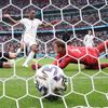 Raheem Sterling dává gól v osmifinále Anglie - Německo na ME 2020