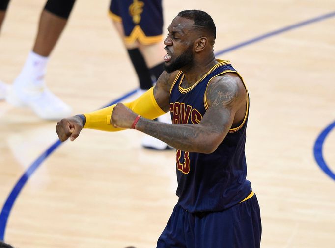 NBA: Playoffs-Cleveland Cavaliers at Golden State Warriors (LeBron James)