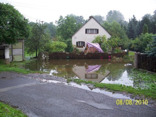 Povodně srpen 2010: Kunratice u Cvikova
