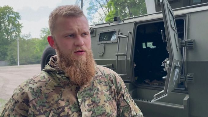 Reportáž: Ukrajinští vojáci se brání obklíčení u Vovčansku