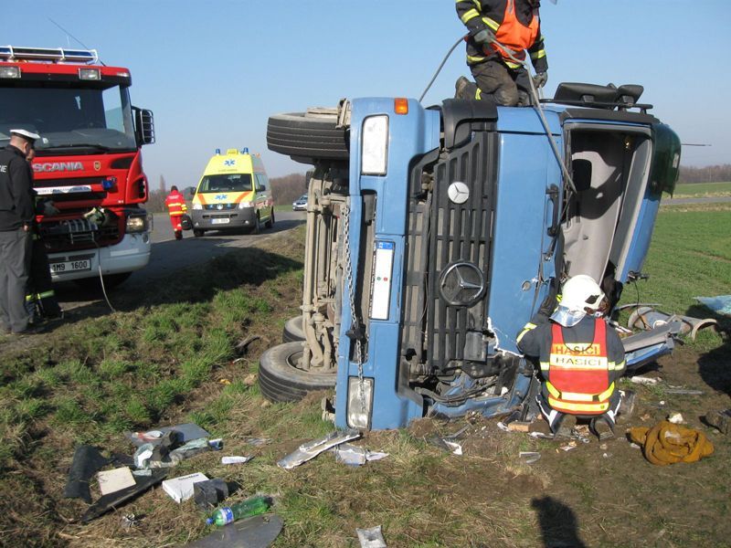 Záchrana řidiče u Bytřice pod Hostýnem