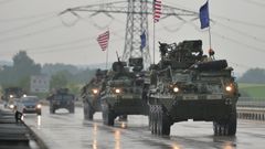 Americký armádní konvoj v Česku