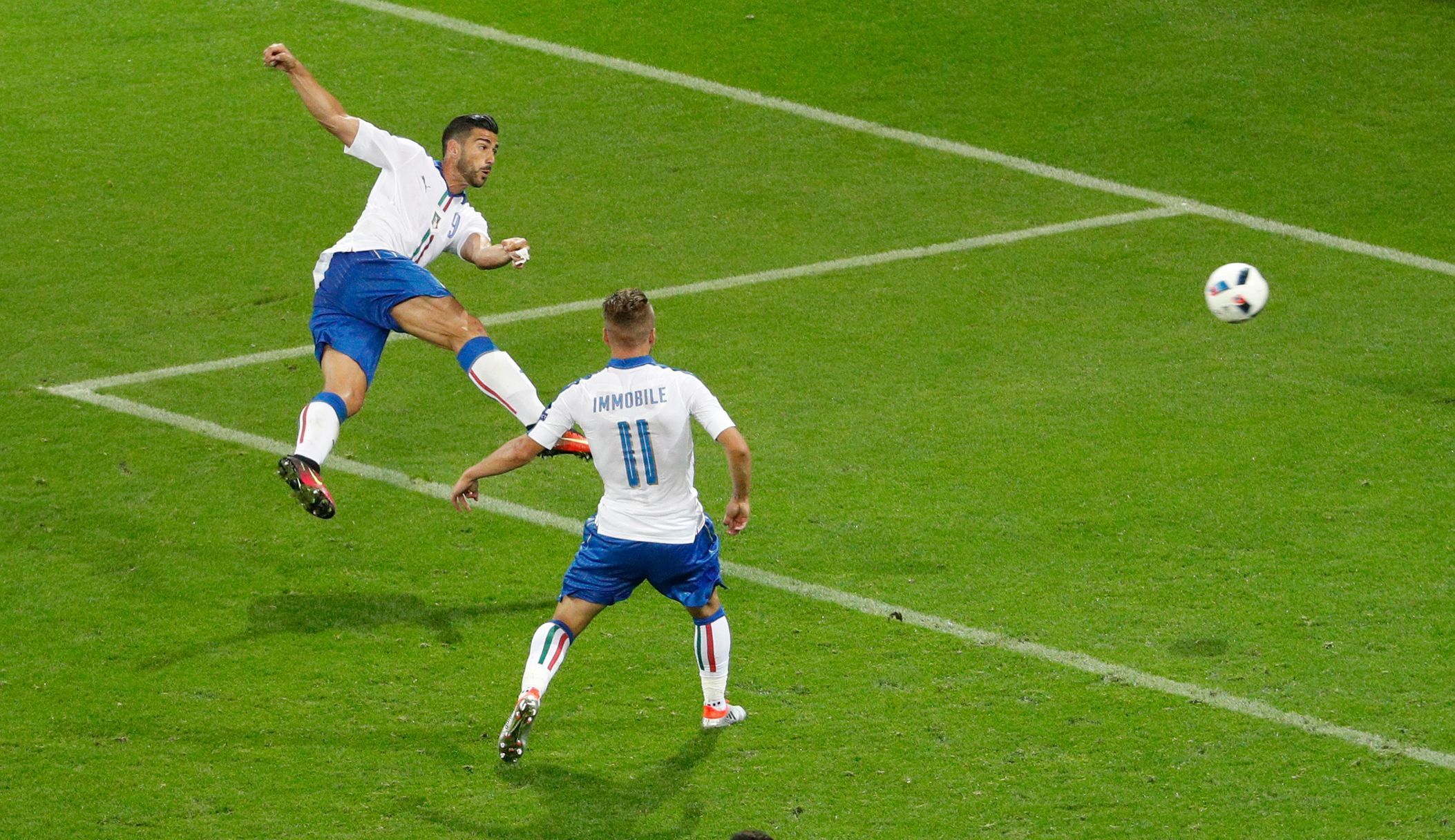 Euro 2016, Belgie-Itálie: Graziano Pelle dává gól na 0:2