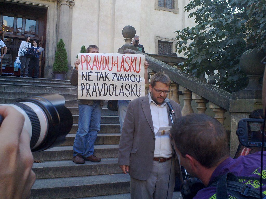 Demonstrace pro Bátoru