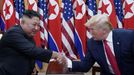 Trump a Kim se setkali v demilitarizovaném pásmu