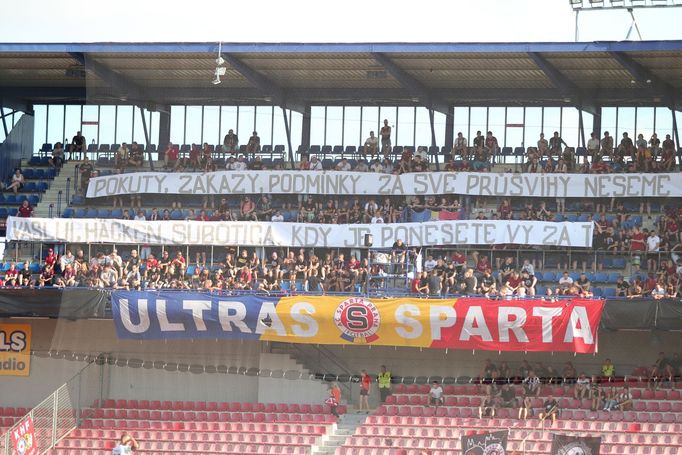 Sparta vs Slovácko (podzim 2018): Fanoušci (ultras) Sparty