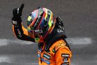 McLaren si v Číně dojel pro double, Ferrari znovu vsadilo na špatnou kartu