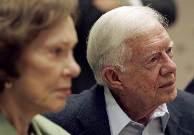 Bývalý prezident Spojených států Jimmy Carter při návštěvě nemocnice Barzilai v jižním Izraeli