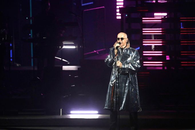 Snímek z pražského koncertu Pet Shop Boys.