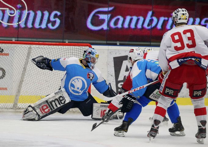 Hokej, extraliga, Plzeň - Slavia: Marek Mazanec - Tomáš Hertl (93)