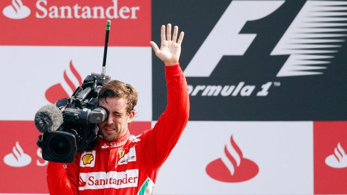 Španělský jezdec F1 Fernando Alonso z Ferrari ve Velké ceně Itálie.