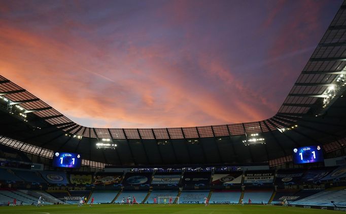 Prázdné hlediště v Etihad Stadium v odvetě osmifinále LM Manchester City - Real Madrid