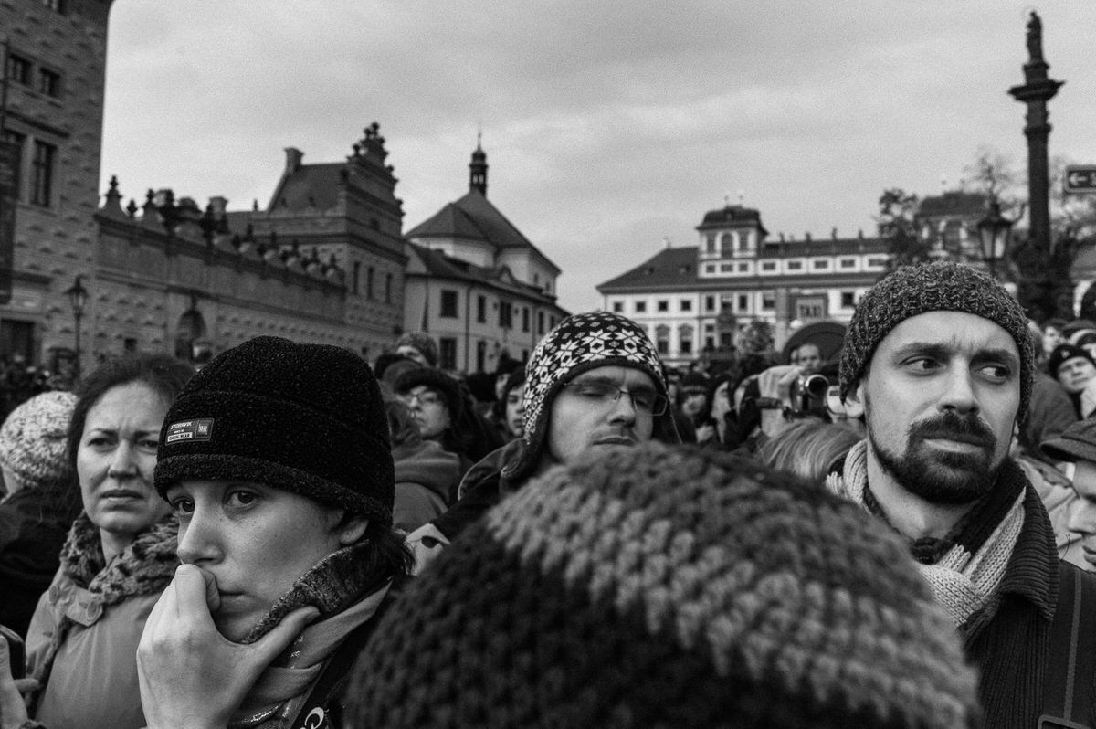 Praha ve dnech, kdy se loučila s prvním prezidentem České republiky Václavem Havlem. Snímky vznikly mezi 18. a 21. prosincem 2011.