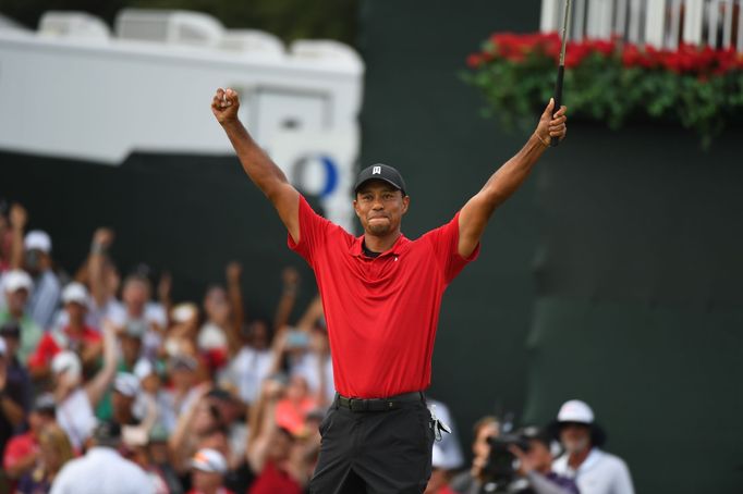 Tiger Woods po vítězství na Tour Championship