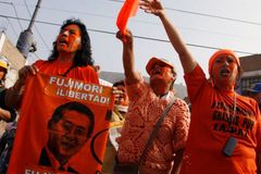 Exprezident Peru před soudem. Začal proces s Fujimorim