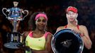 Australian Open 2015: Serena Williamsová a Maria Šarapovová po fínále