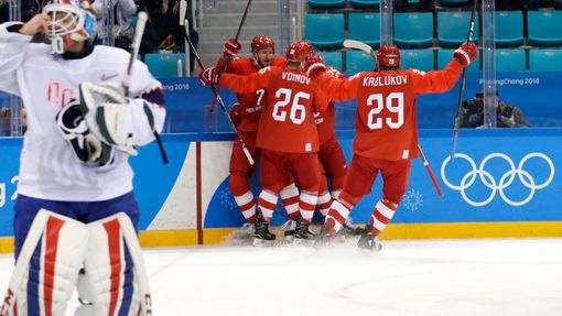Rusové slaví gól ve čtvrtfinále s Norskerm na ZOH 2018