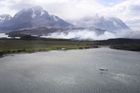 Nejničivější požár zuří v národním parku Torres del Paine, který se vzpamatovává z podobné pohromy, kterou tam v roce 2005 zavinil český turista.