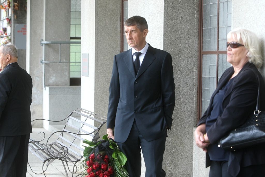 Pohřeb Valtra Komárka