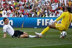Anglie v slzách: Neuznali jí gól a prohrála s Němci 1:4